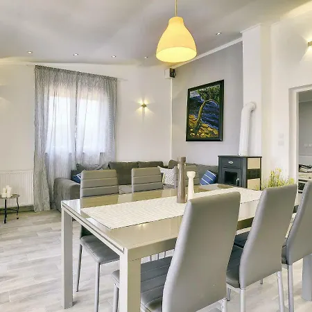 Holiday House Janko